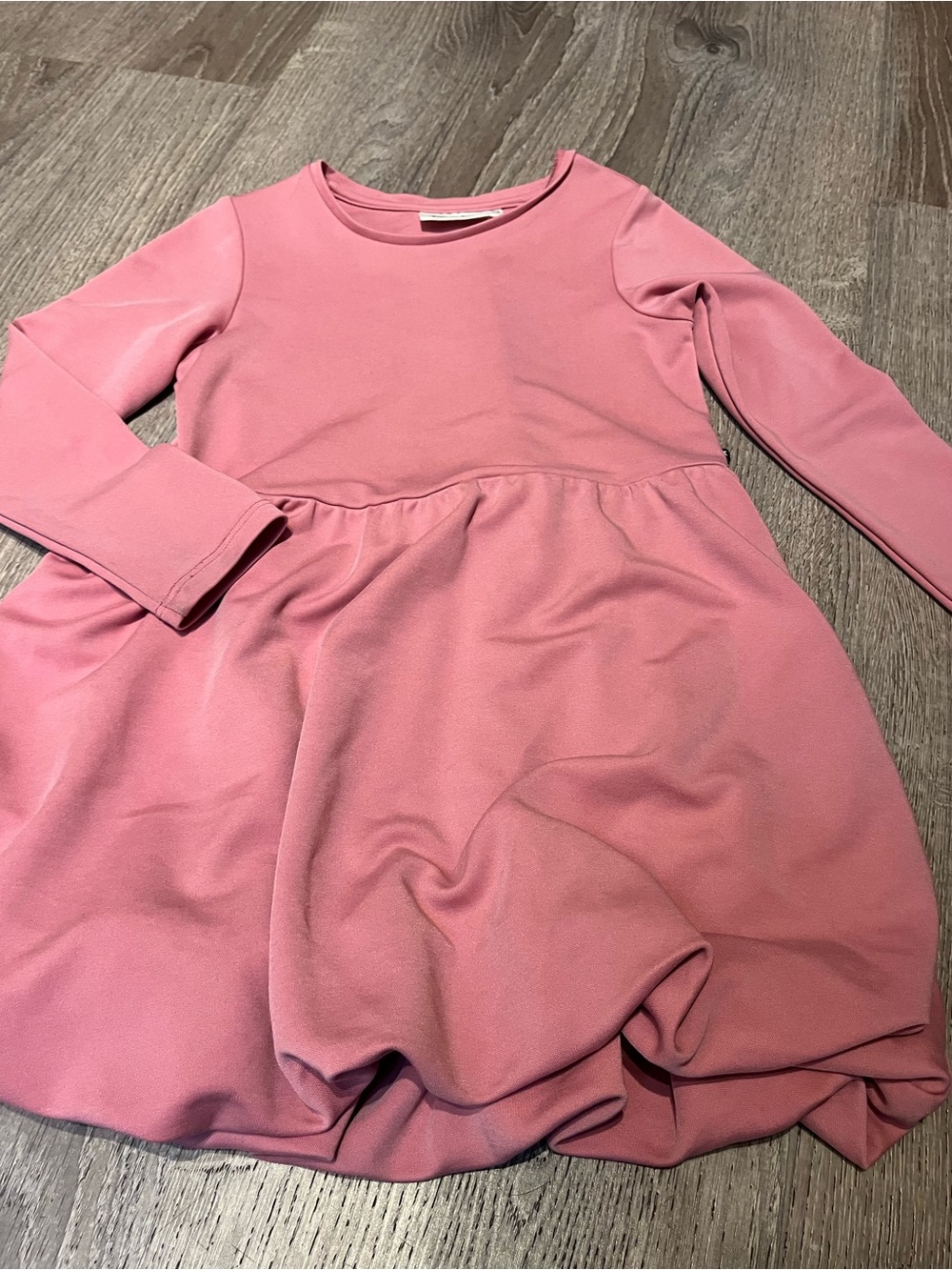 Molo 5 110 Girls' Long-Sleeve Pink Knit Dress bubble skirt